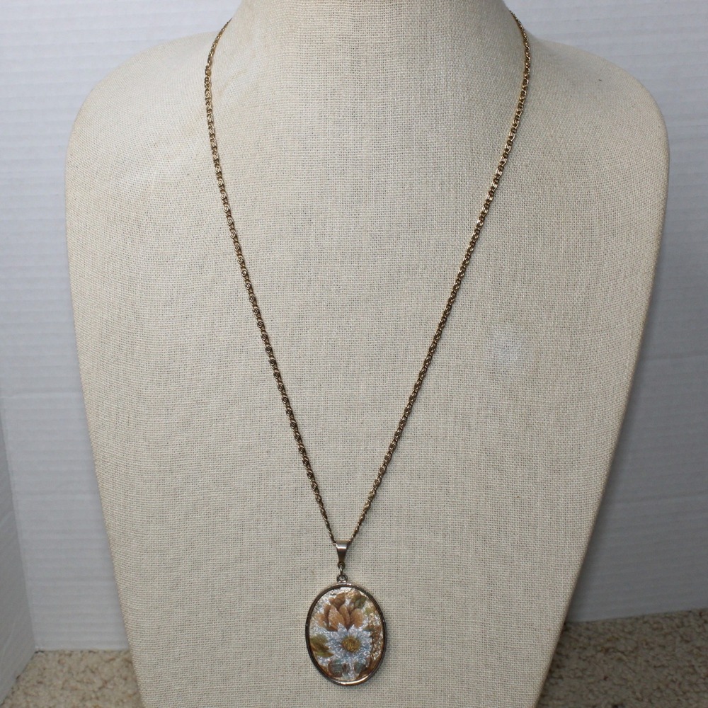 Sarah Coventry Necklace Reversible Floral Leaf Pendant 24in Gold Tone Vintage